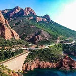 Lägenhet Boulouris, Grand 2 A 4 Personnes A 5min A Pied Des Plages *