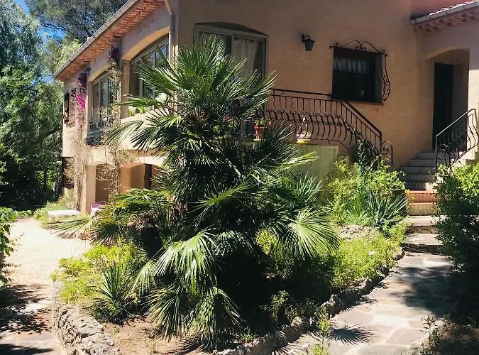 Boulouris, Grand 2 A 4 Personnes A 5min A Pied Des Plages Saint-Raphaël