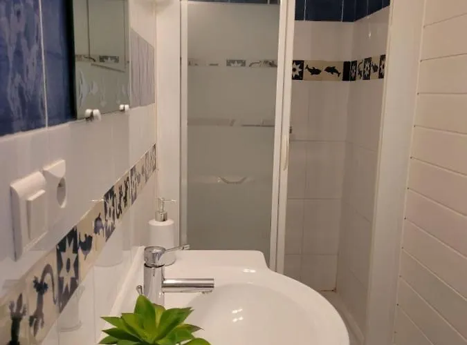 Boulouris, Grand 2 A 4 Personnes A 5min A Pied Des Plages *