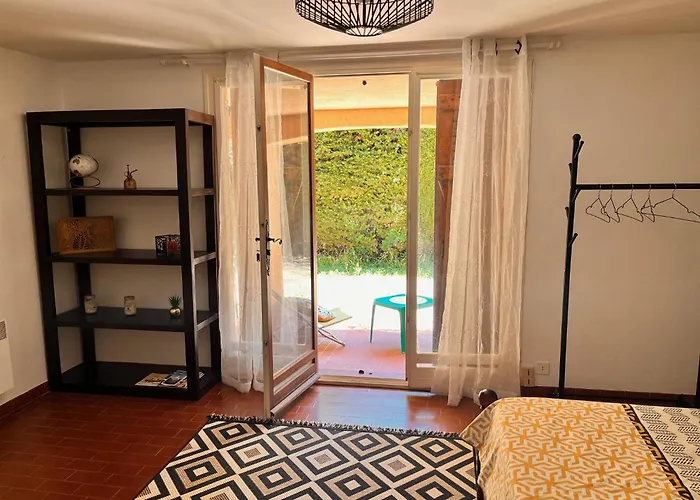 Boulouris, Grand 2 A 4 Personnes A 5min A Pied Des Plages * Saint-Raphaël